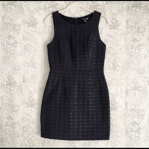 Hound tooth Classy black dress!